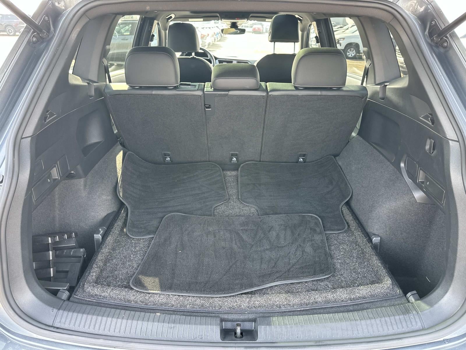 2023 Volkswagen Tiguan 2.0T SE R-Line Black 4MOTION