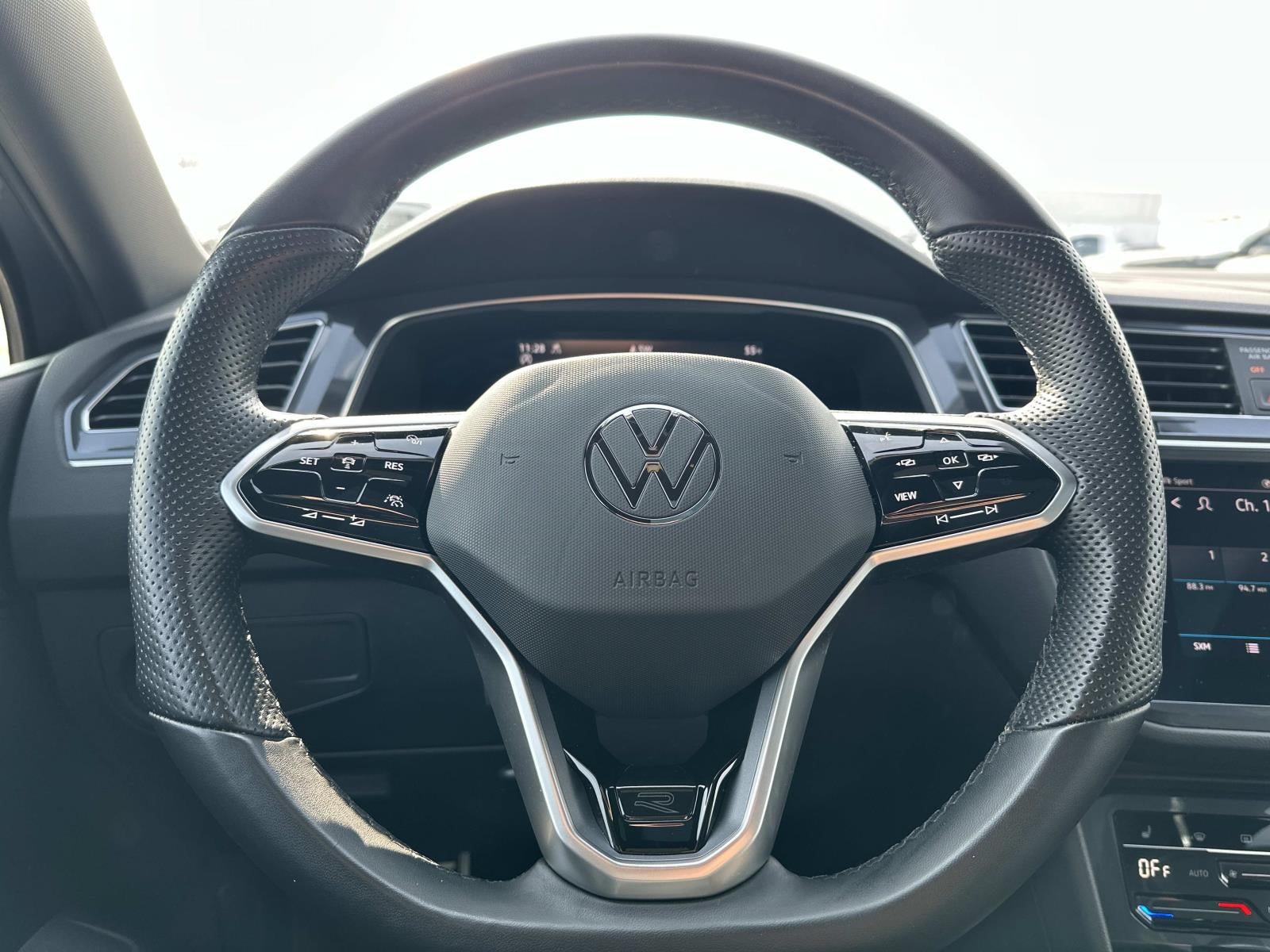 2023 Volkswagen Tiguan 2.0T SE R-Line Black 4MOTION