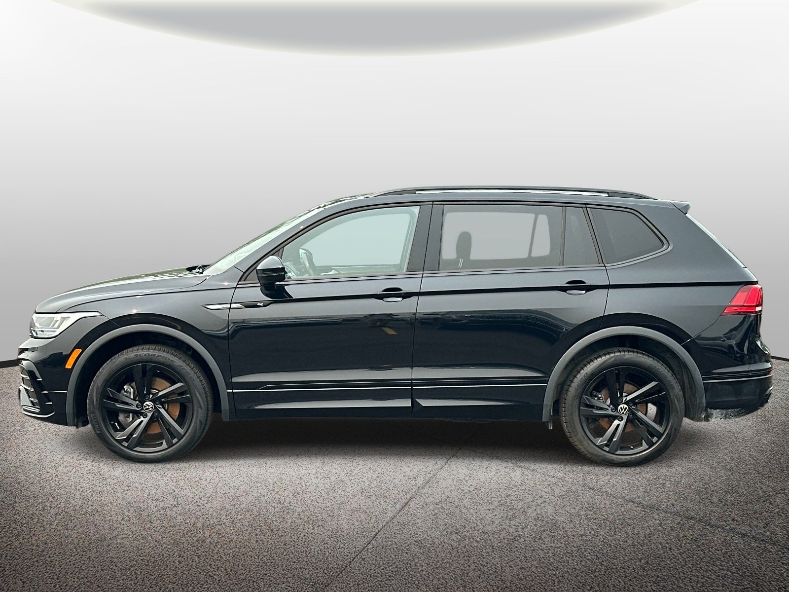2024 Volkswagen Tiguan 2.0T SE R-Line Black 4MOTION