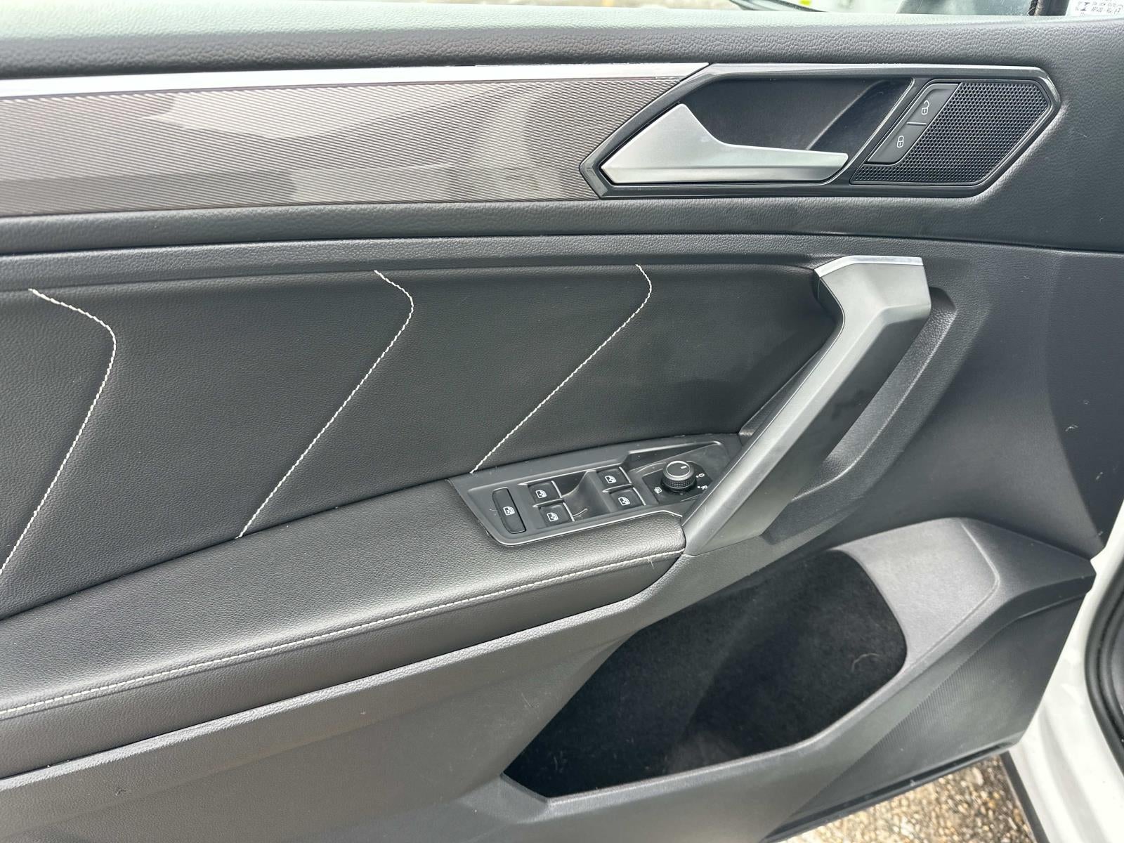 2023 Volkswagen Tiguan 2.0T SE R-Line Black 4MOTION