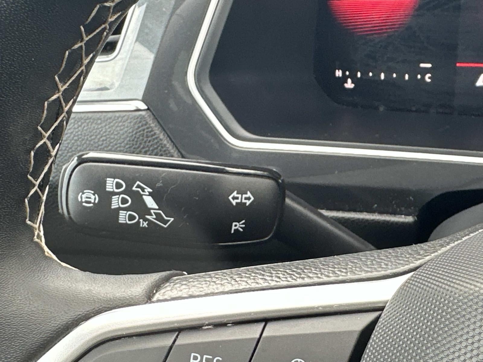 2023 Volkswagen Tiguan 2.0T SE R-Line Black 4MOTION