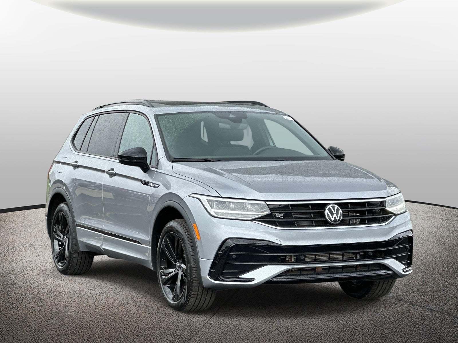 2024 Volkswagen Tiguan 2.0T SE R-Line Black 4MOTION