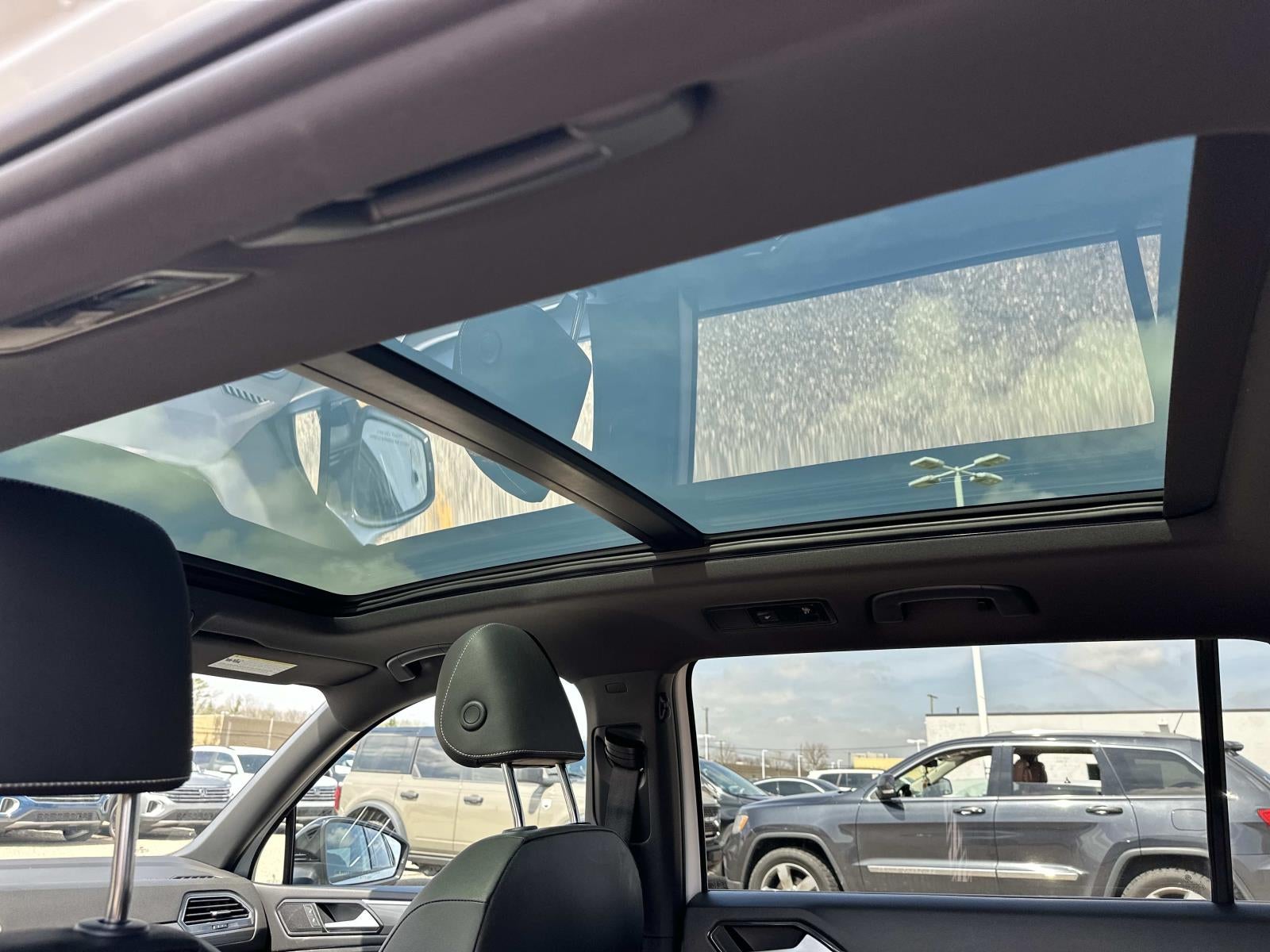 2023 Volkswagen Tiguan 2.0T SE R-Line Black 4MOTION