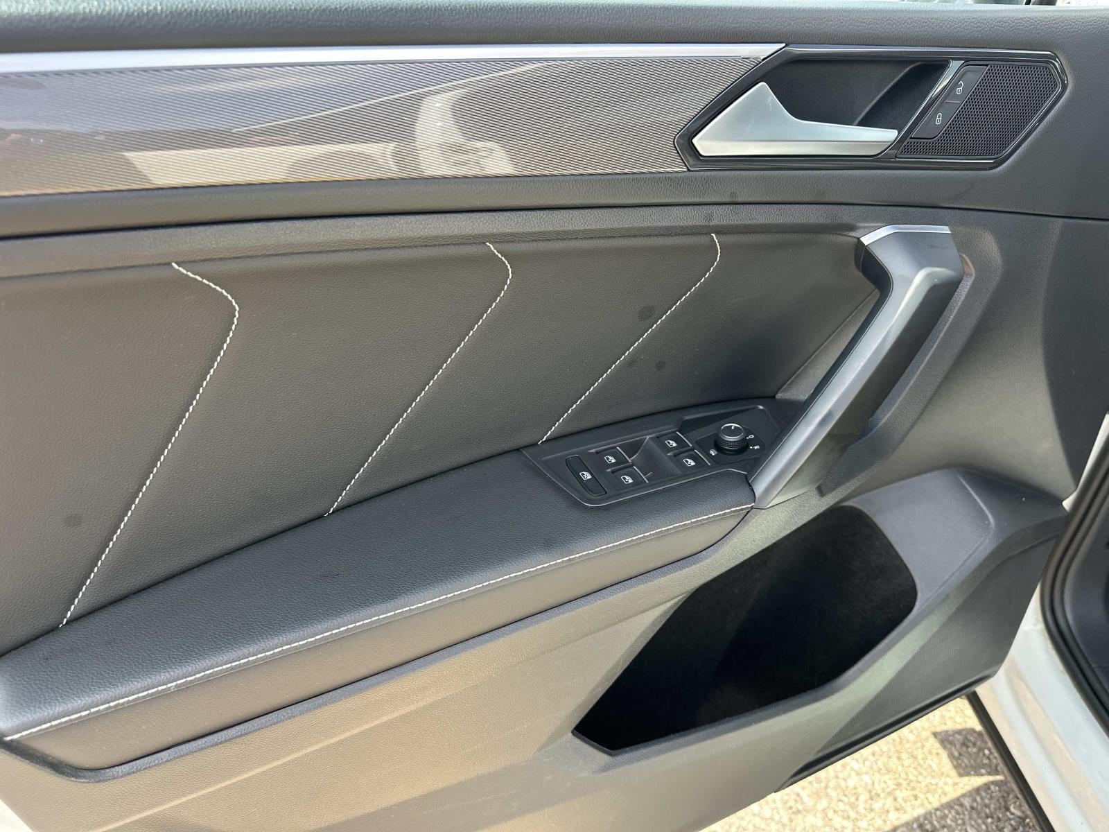 2023 Volkswagen Tiguan 2.0T SE R-Line Black 4MOTION