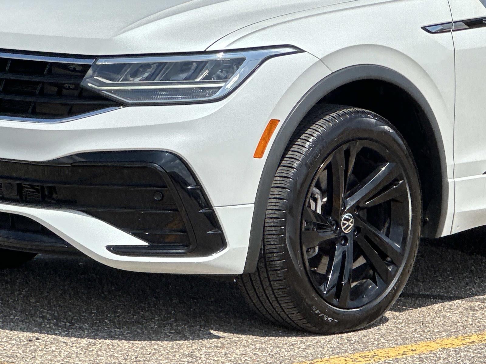 2023 Volkswagen Tiguan 2.0T SE R-Line Black 4MOTION