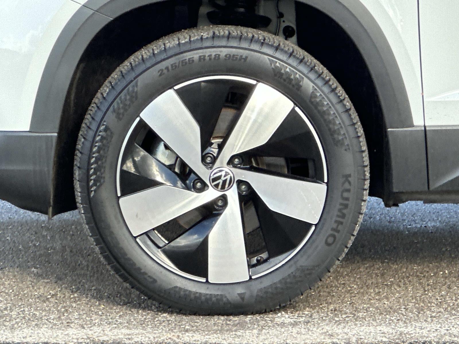 2024 Volkswagen Taos S 4MOTION