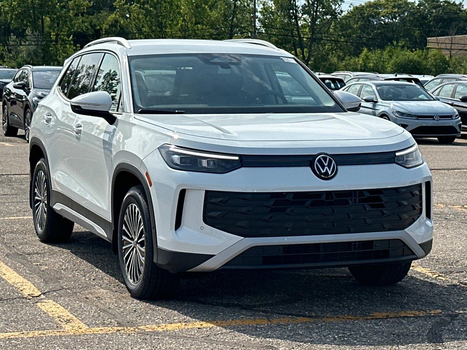 2025 Volkswagen Tiguan 2.0T S 4MOTION