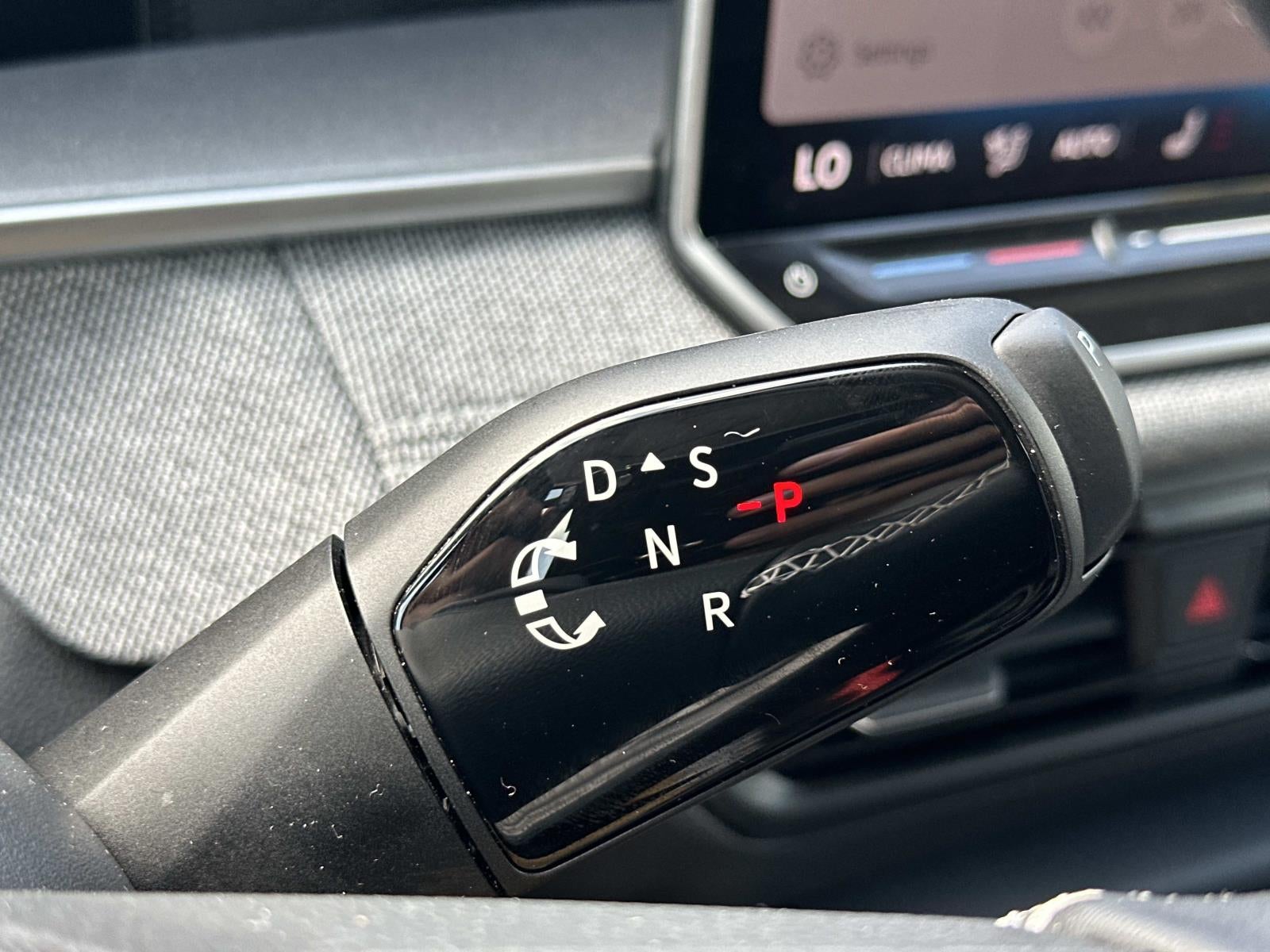 2025 Volkswagen Tiguan 2.0T S 4MOTION
