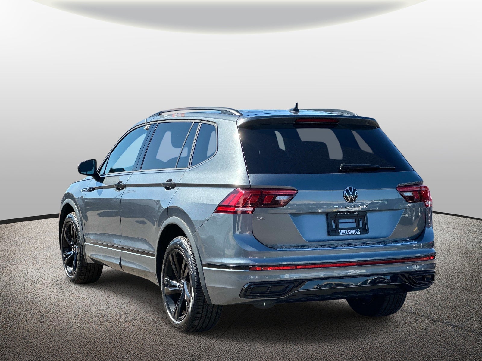 2023 Volkswagen Tiguan 2.0T SE R-Line Black FWD