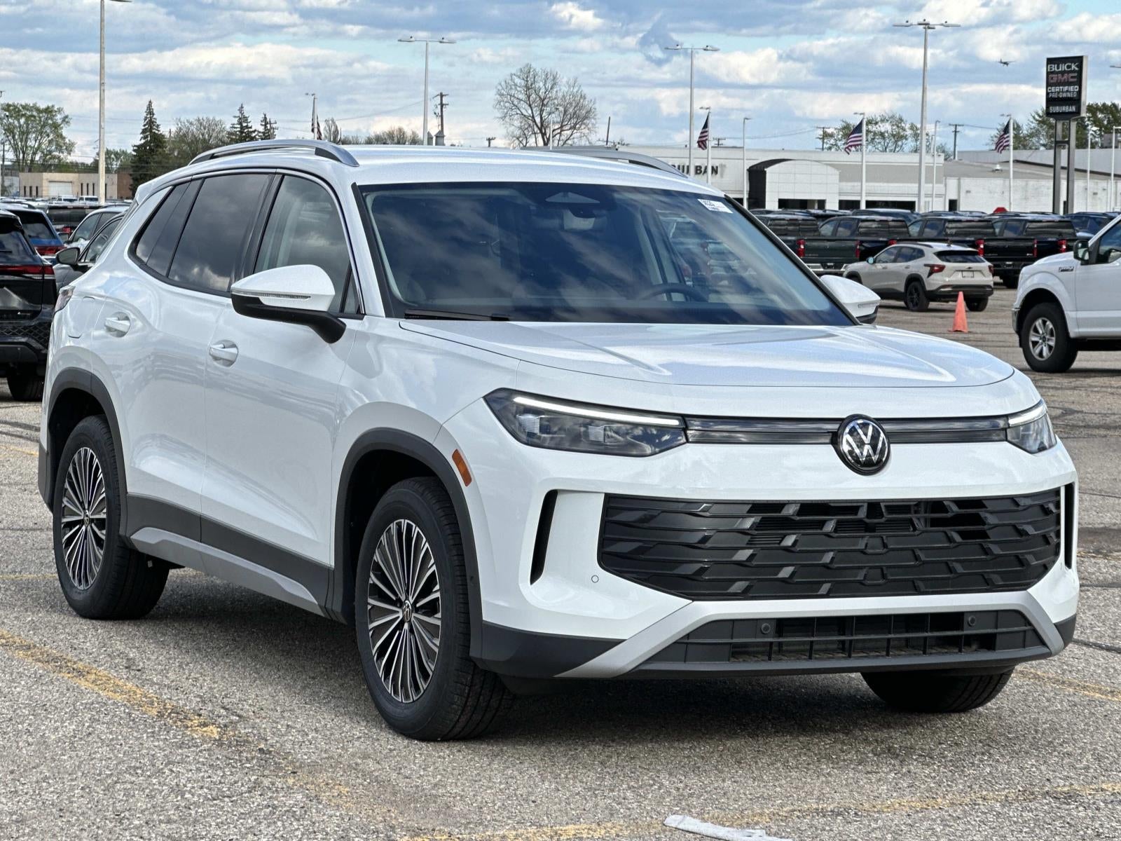2026 Volkswagen Tiguan 2.0T S