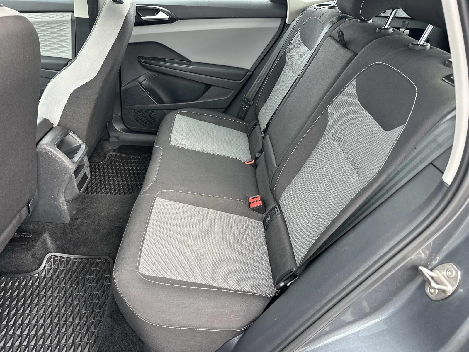 2023 Volkswagen Taos S FWD