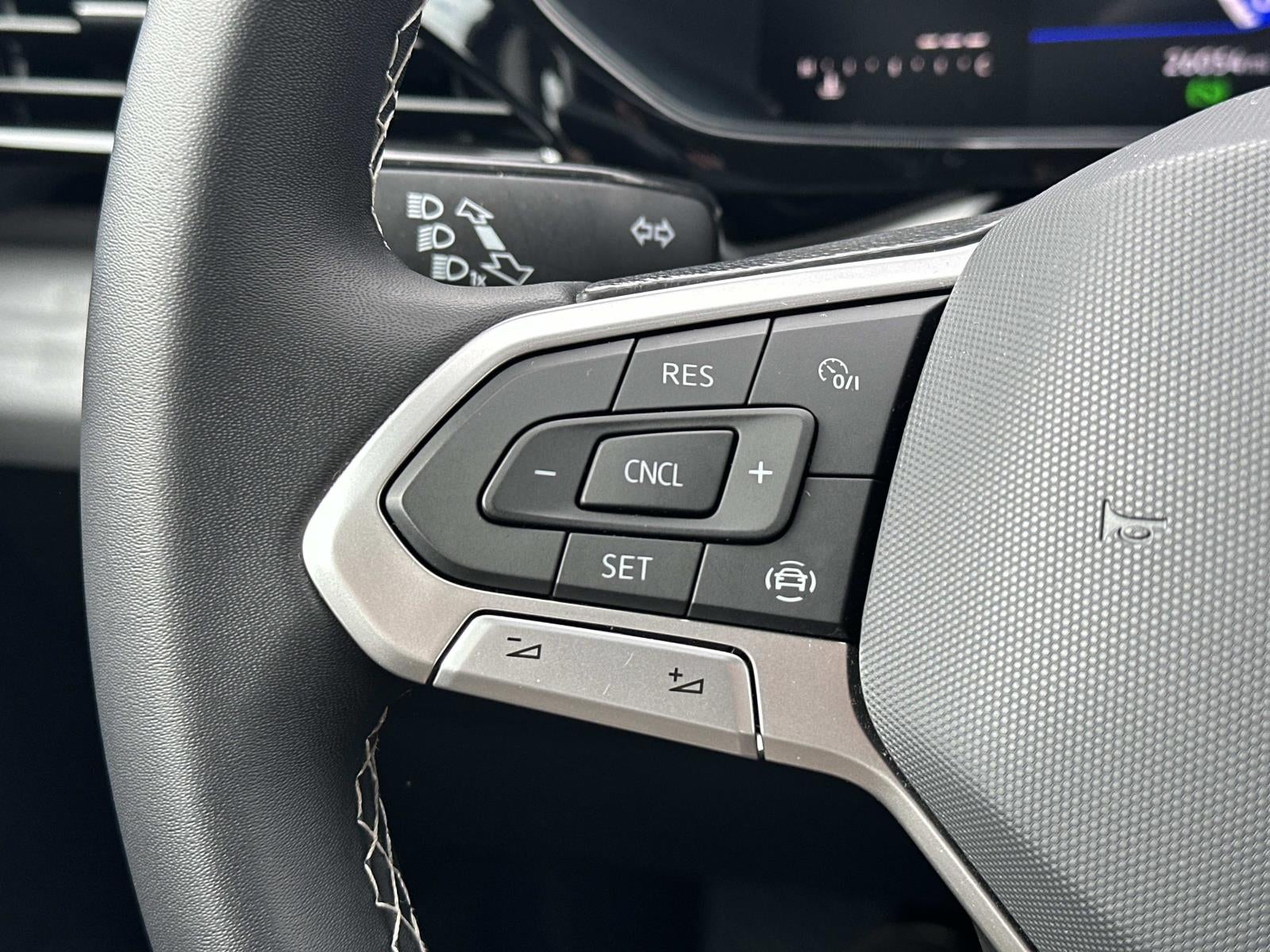 2023 Volkswagen Taos S FWD