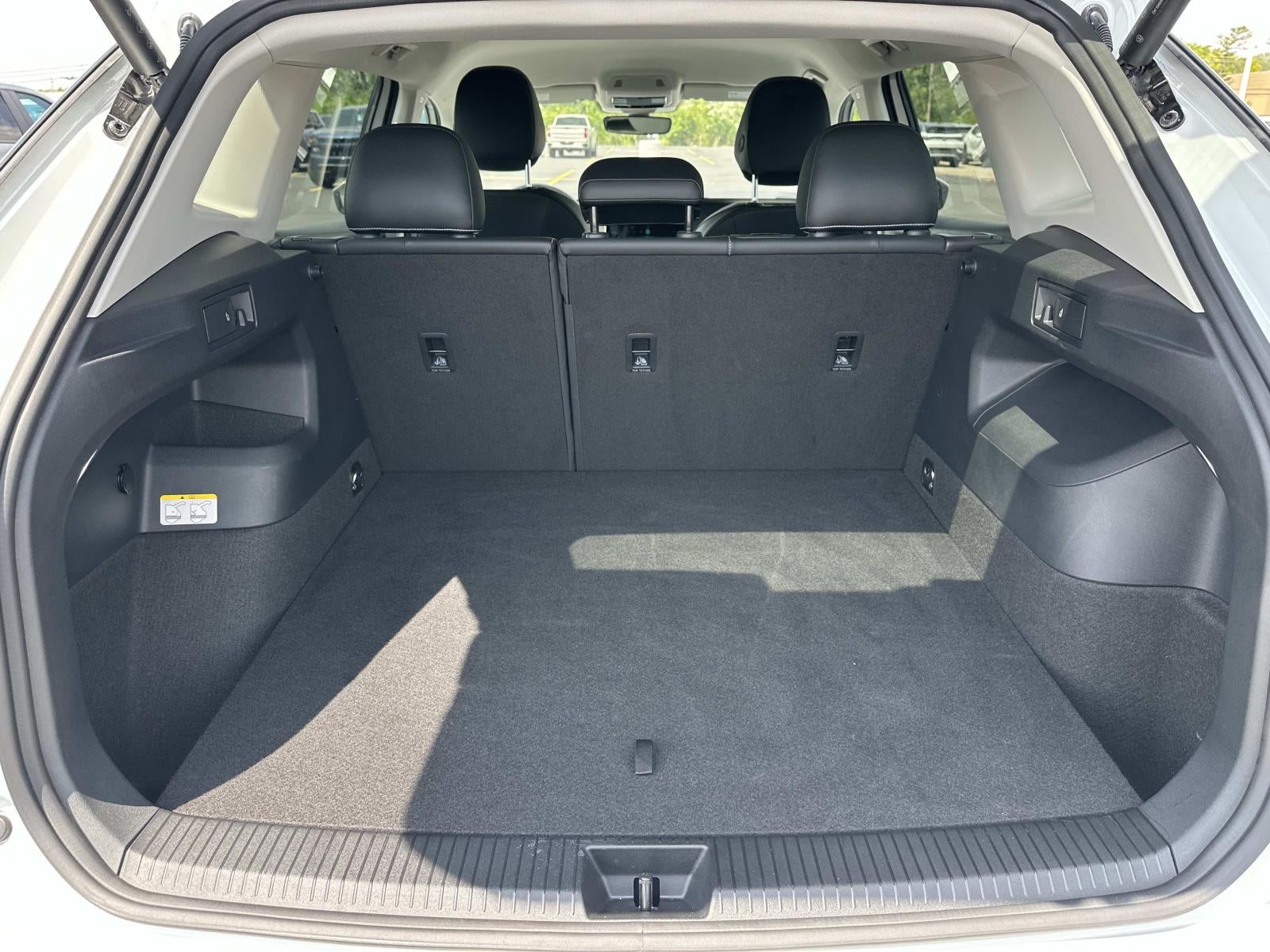 2025 Volkswagen Tiguan 2.0T SE 4MOTION