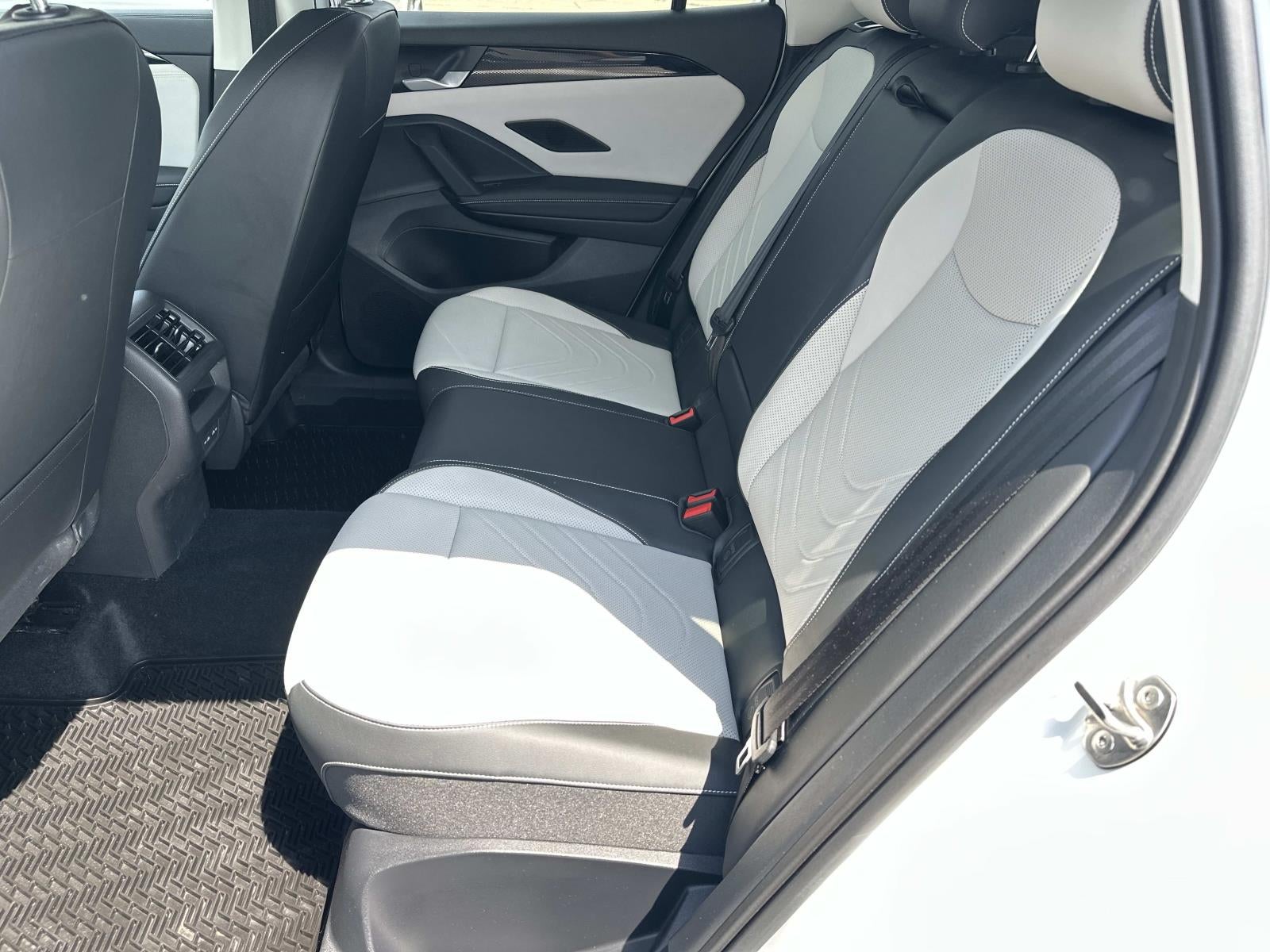 2025 Volkswagen Tiguan 2.0T SE 4MOTION