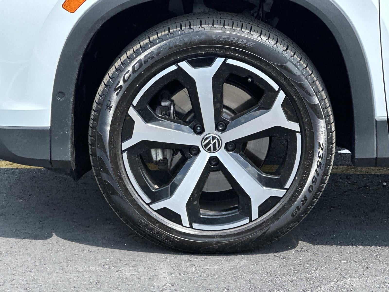 2025 Volkswagen Tiguan 2.0T SE 4MOTION
