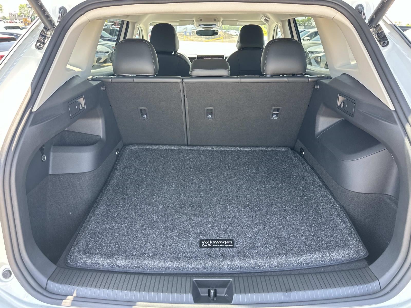 2025 Volkswagen Tiguan 2.0T SE 4MOTION
