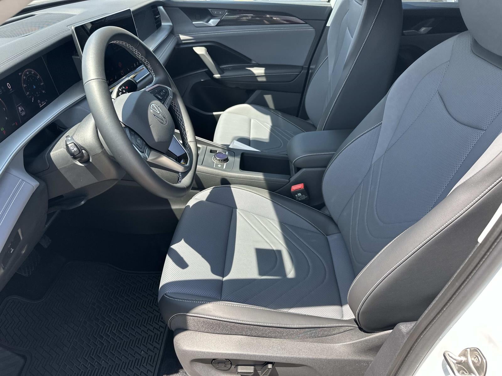 2025 Volkswagen Tiguan 2.0T SE 4MOTION