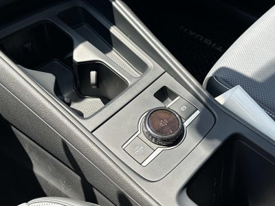 2025 Volkswagen Tiguan 2.0T SE 4MOTION
