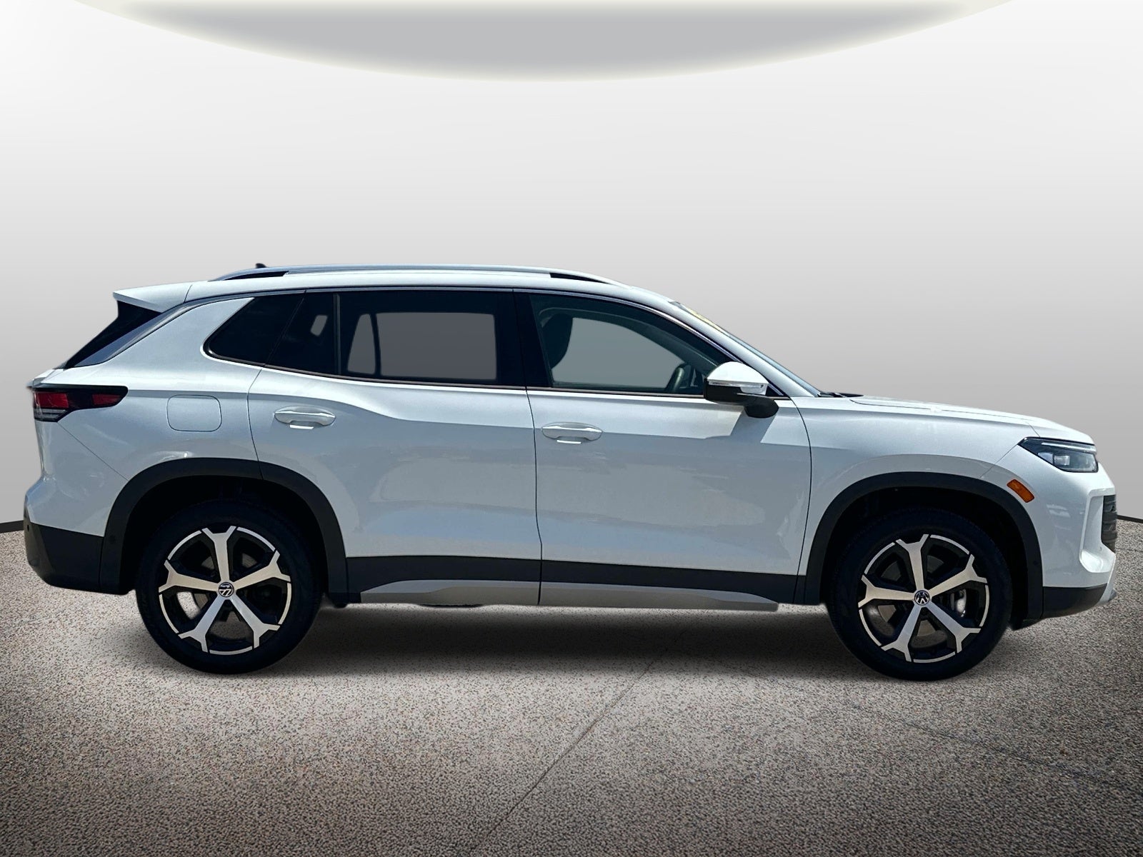 2025 Volkswagen Tiguan 2.0T SE 4MOTION