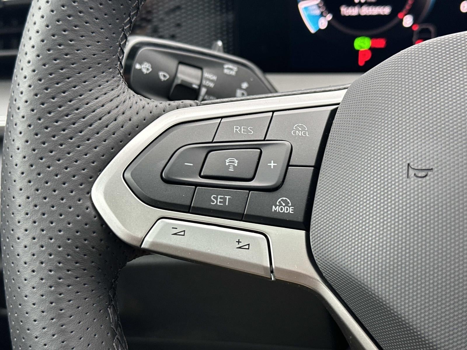 2026 Volkswagen Tiguan SE R-Line Black 4MOTION