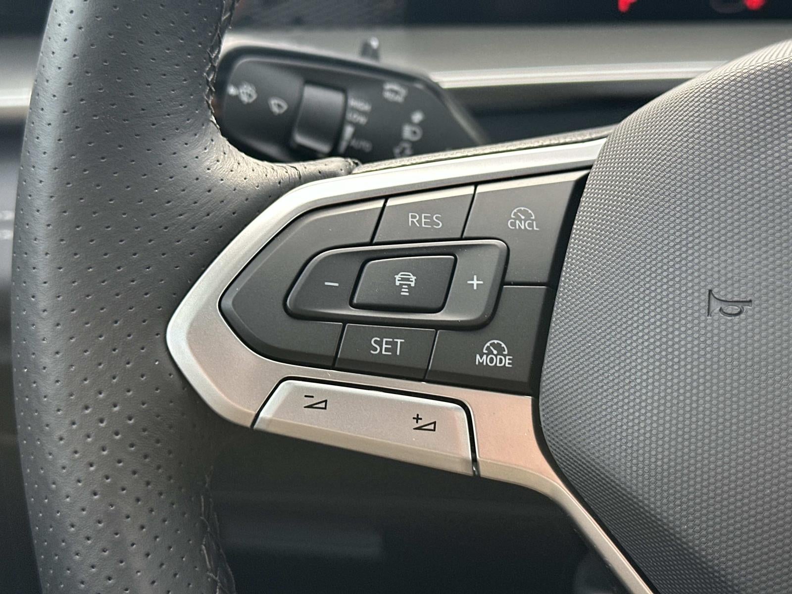 2026 Volkswagen Tiguan SE R-Line Black 4MOTION