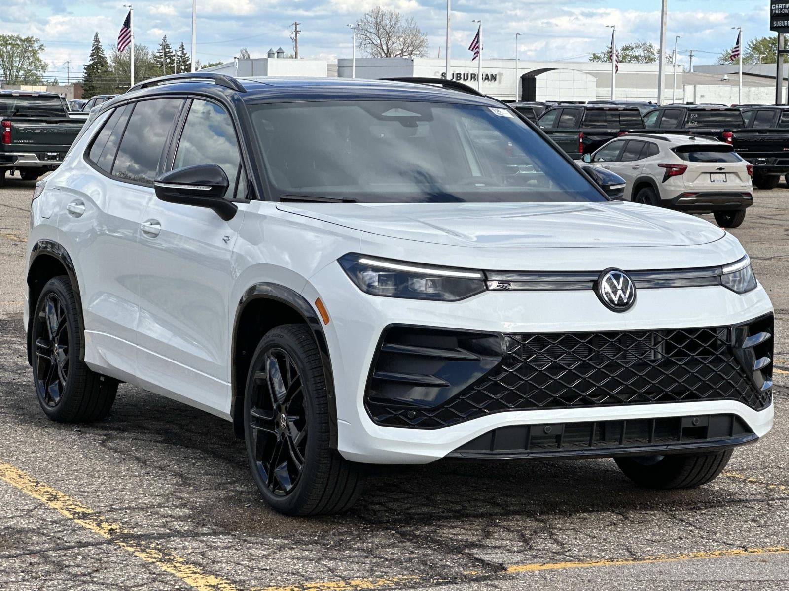 2026 Volkswagen Tiguan SE R-Line Black 4MOTION