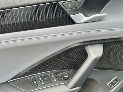 2026 Volkswagen Tiguan SE R-Line Black 4MOTION