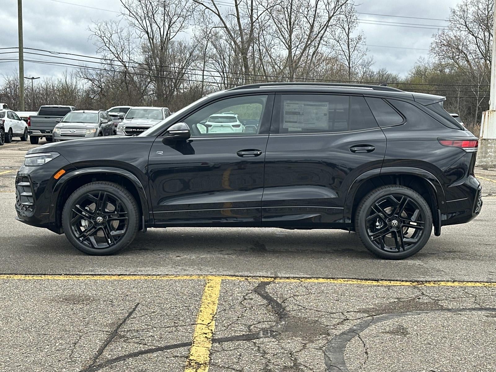 2026 Volkswagen Tiguan SE R-Line Black 4MOTION