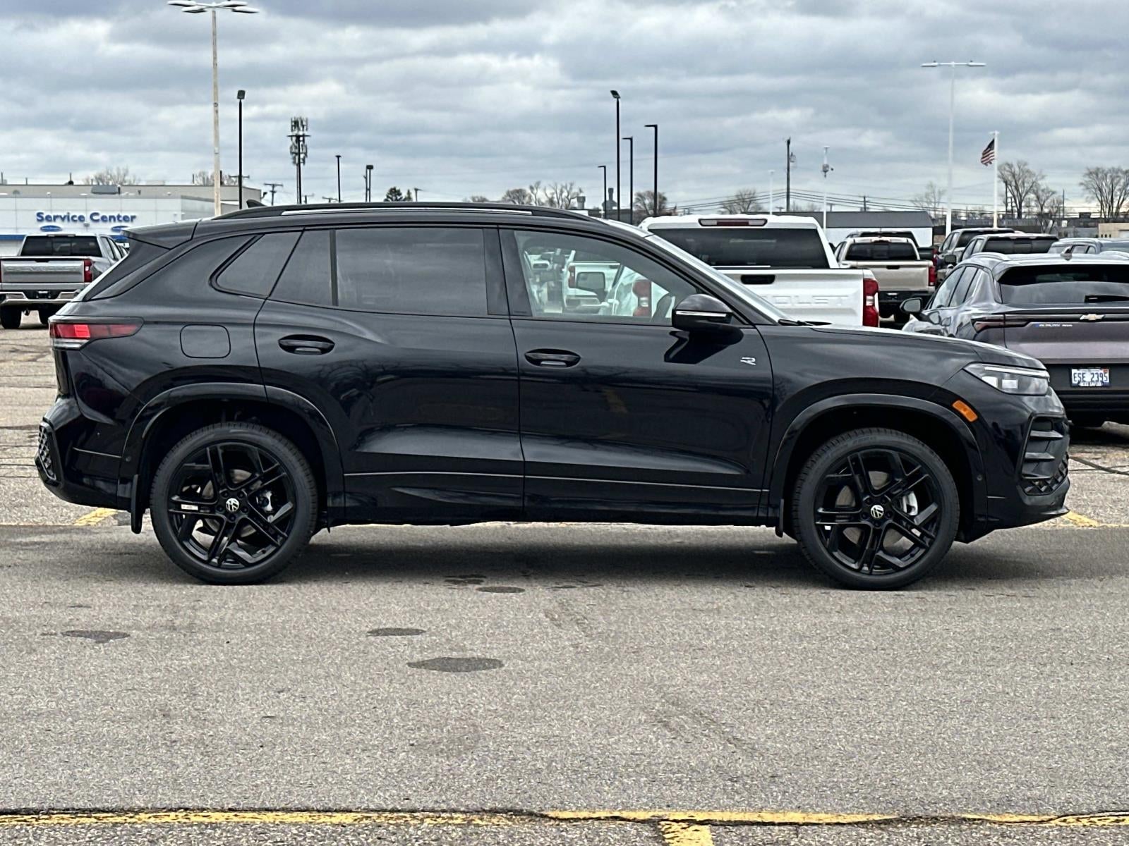 2026 Volkswagen Tiguan SE R-Line Black 4MOTION