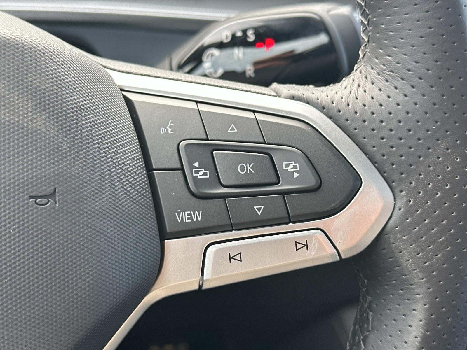 2026 Volkswagen Tiguan SE R-Line Black 4MOTION
