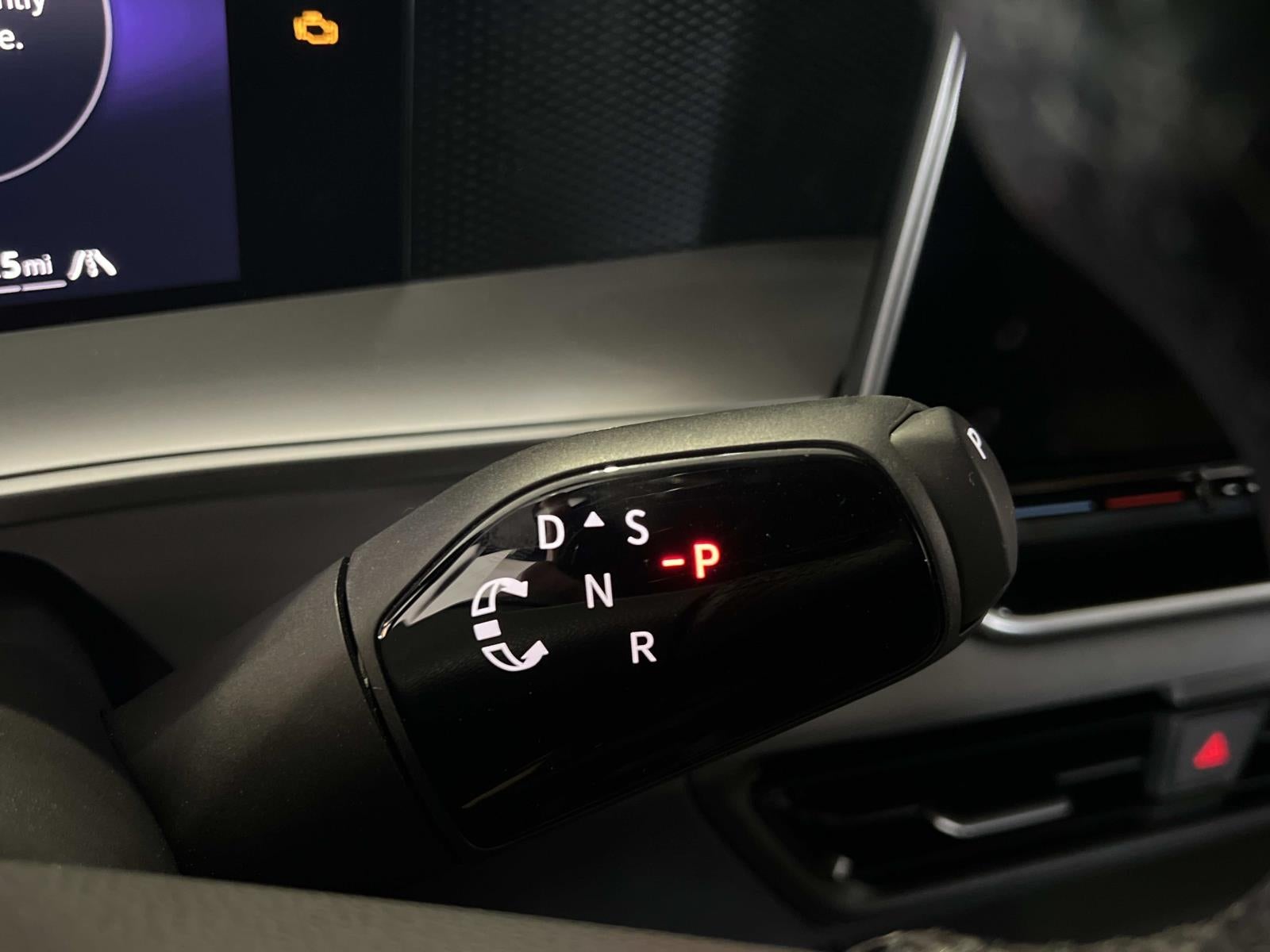 2026 Volkswagen Tiguan 2.0T SE R-Line Black 4MOTION