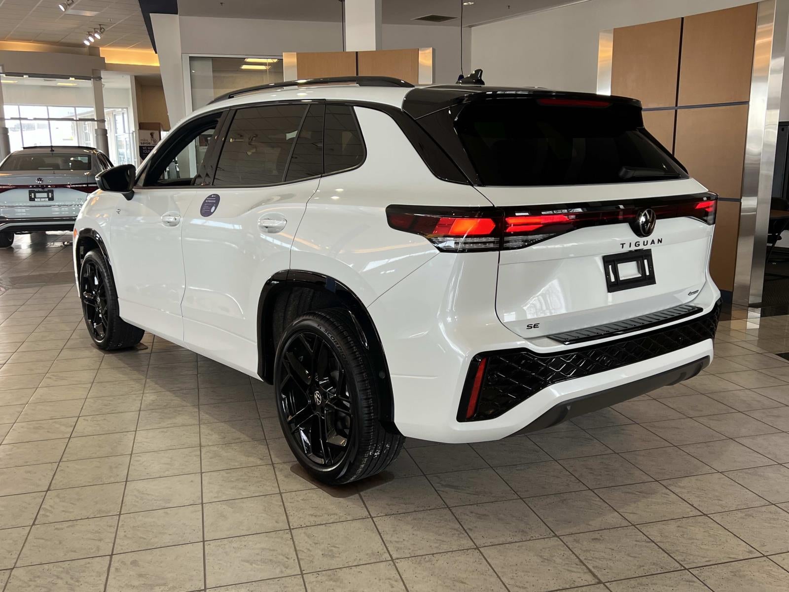 2026 Volkswagen Tiguan 2.0T SE R-Line Black 4MOTION