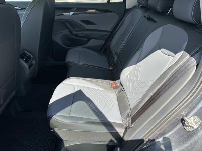 2025 Volkswagen Tiguan 2.0T SE 4MOTION
