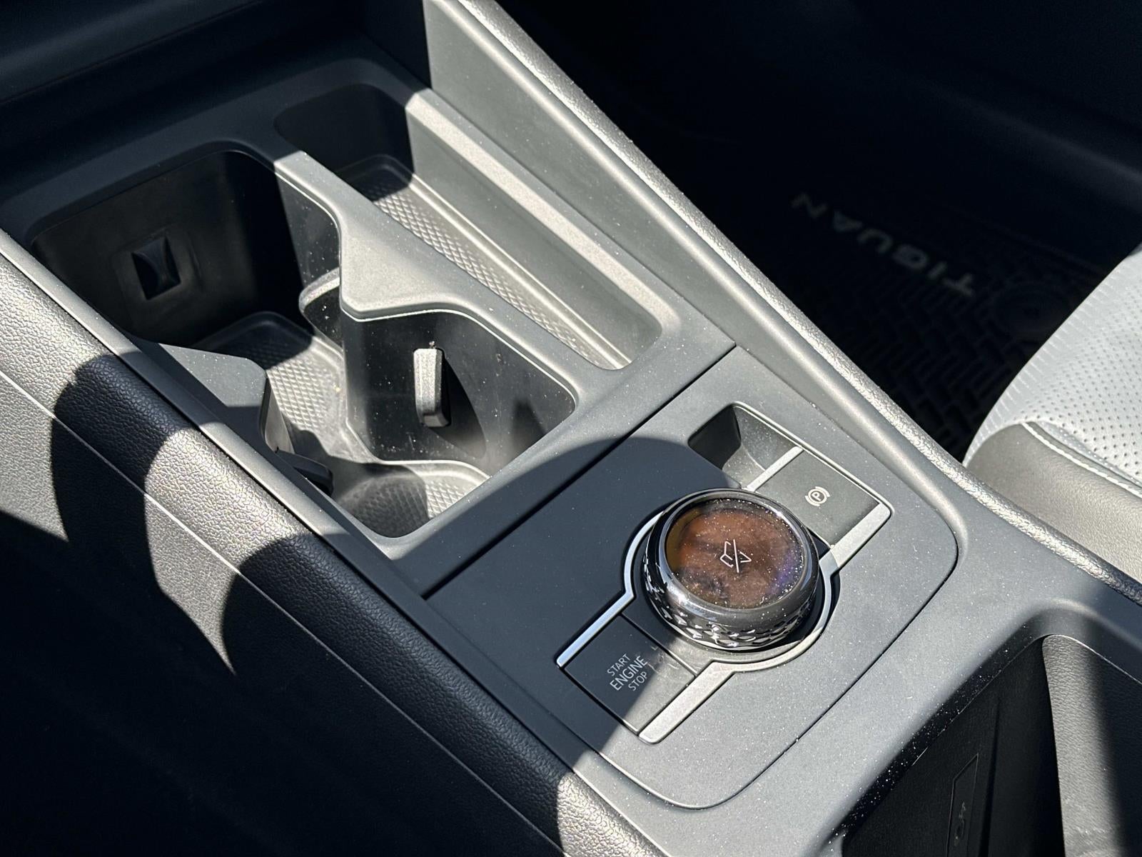 2025 Volkswagen Tiguan 2.0T SE 4MOTION