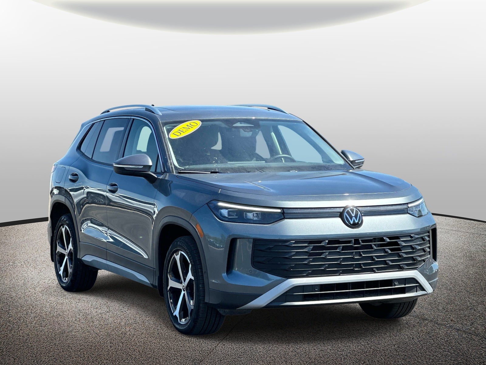 2025 Volkswagen Tiguan 2.0T SE 4MOTION