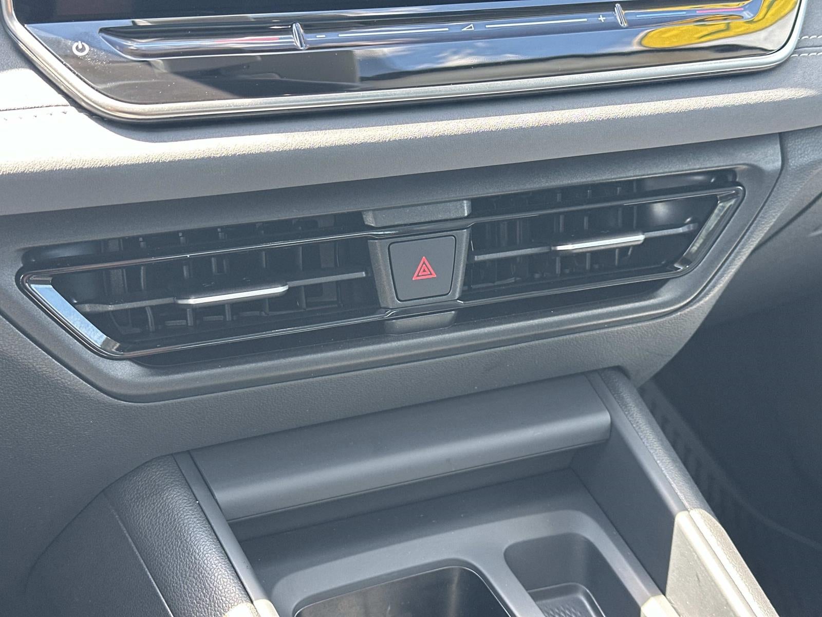 2025 Volkswagen Tiguan 2.0T SE 4MOTION