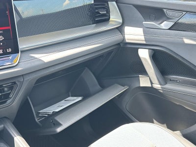 2025 Volkswagen Tiguan 2.0T SE 4MOTION