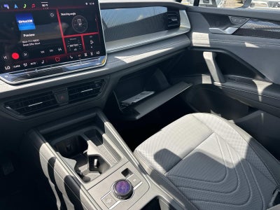 2025 Volkswagen Tiguan 2.0T SE 4MOTION
