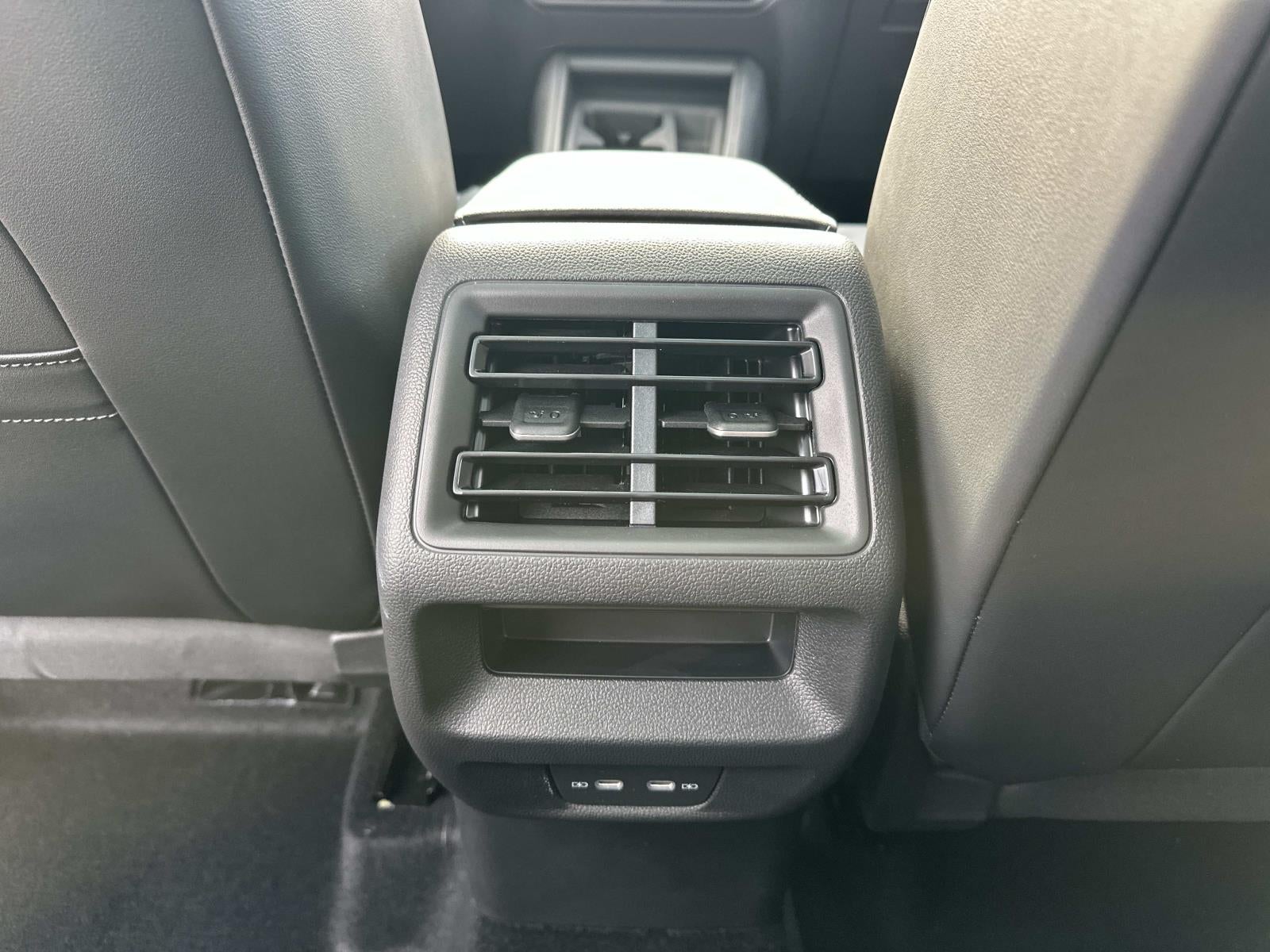 2026 Volkswagen Tiguan SE 4MOTION