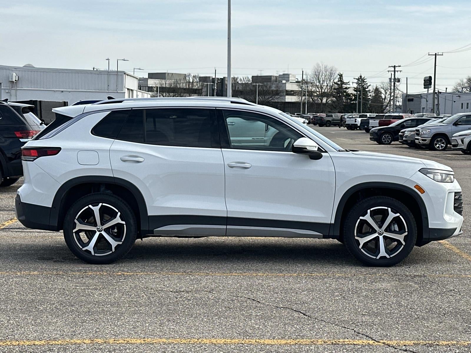 2026 Volkswagen Tiguan SE 4MOTION