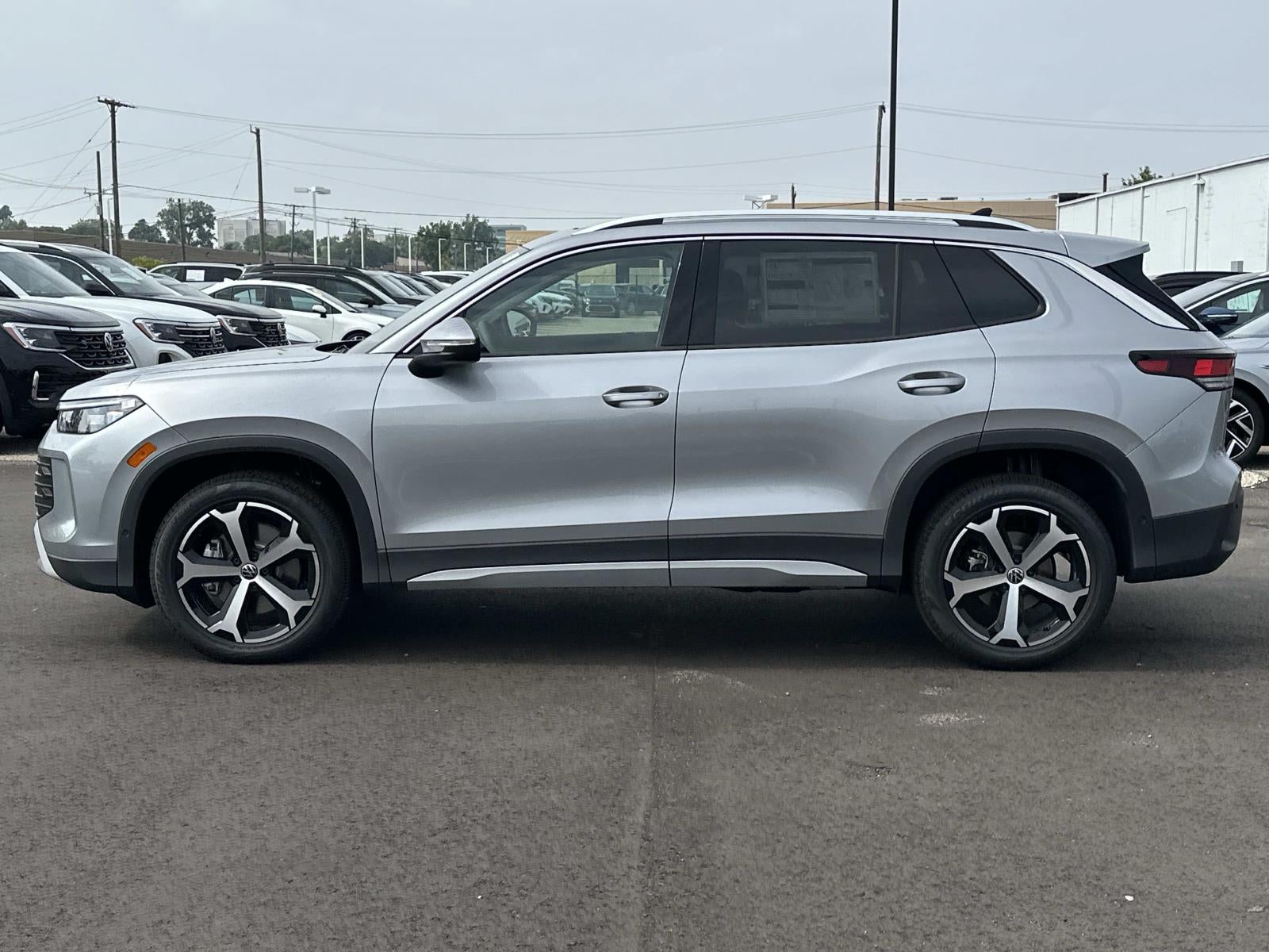 2026 Volkswagen Tiguan SE 4MOTION
