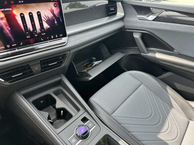 2026 Volkswagen Tiguan SE 4MOTION