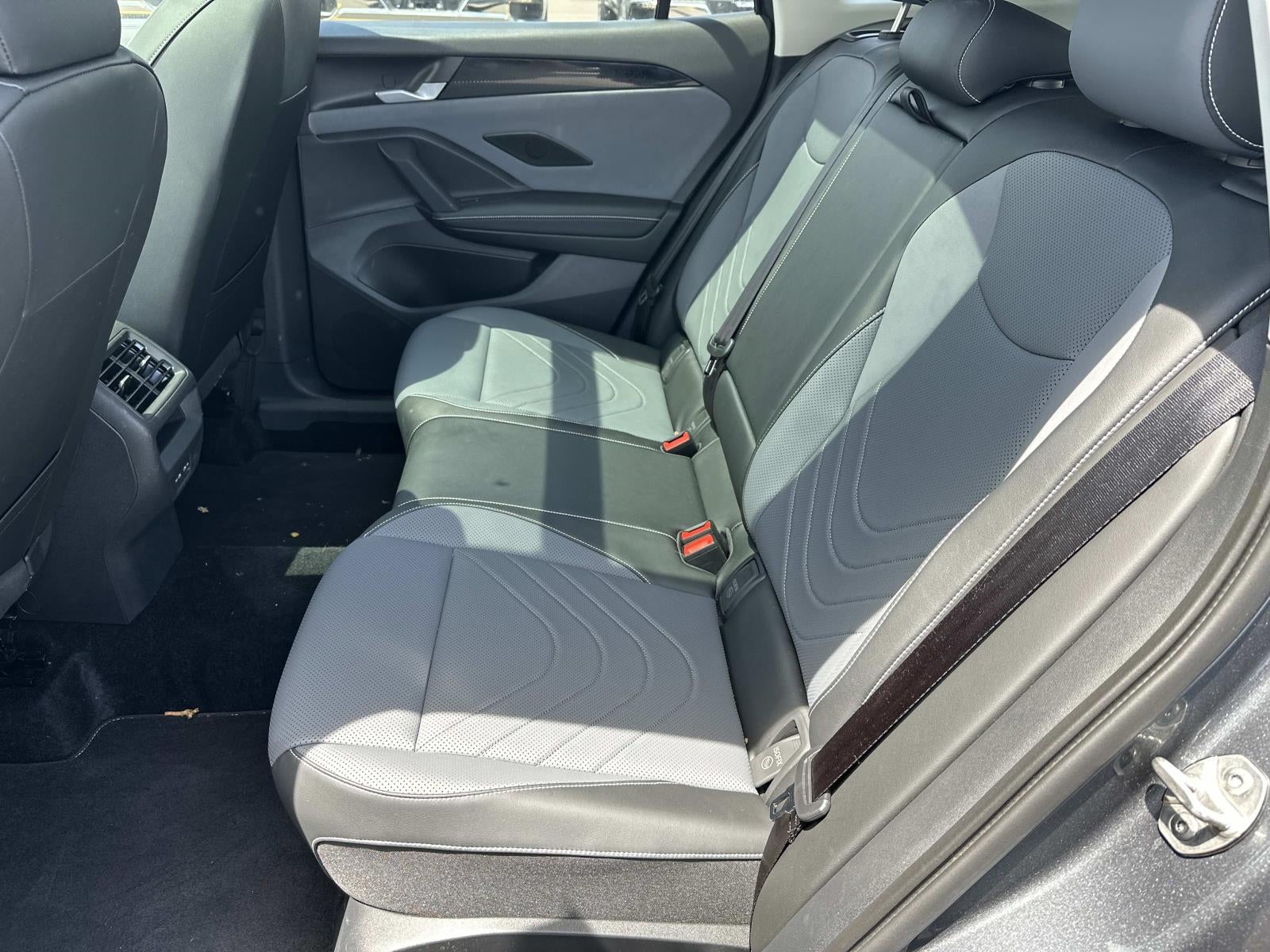 2025 Volkswagen Tiguan 2.0T SE 4MOTION