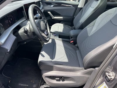 2025 Volkswagen Tiguan 2.0T SE 4MOTION