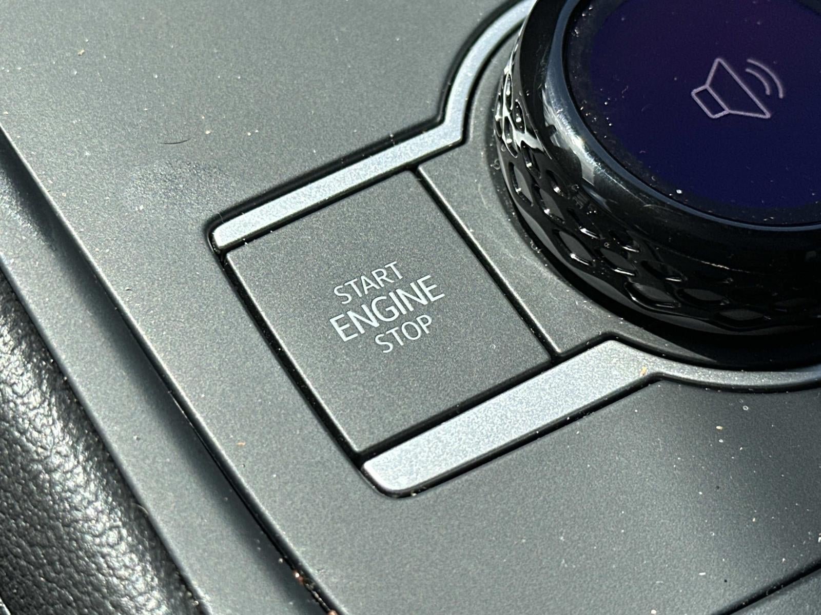 2025 Volkswagen Tiguan 2.0T SE 4MOTION