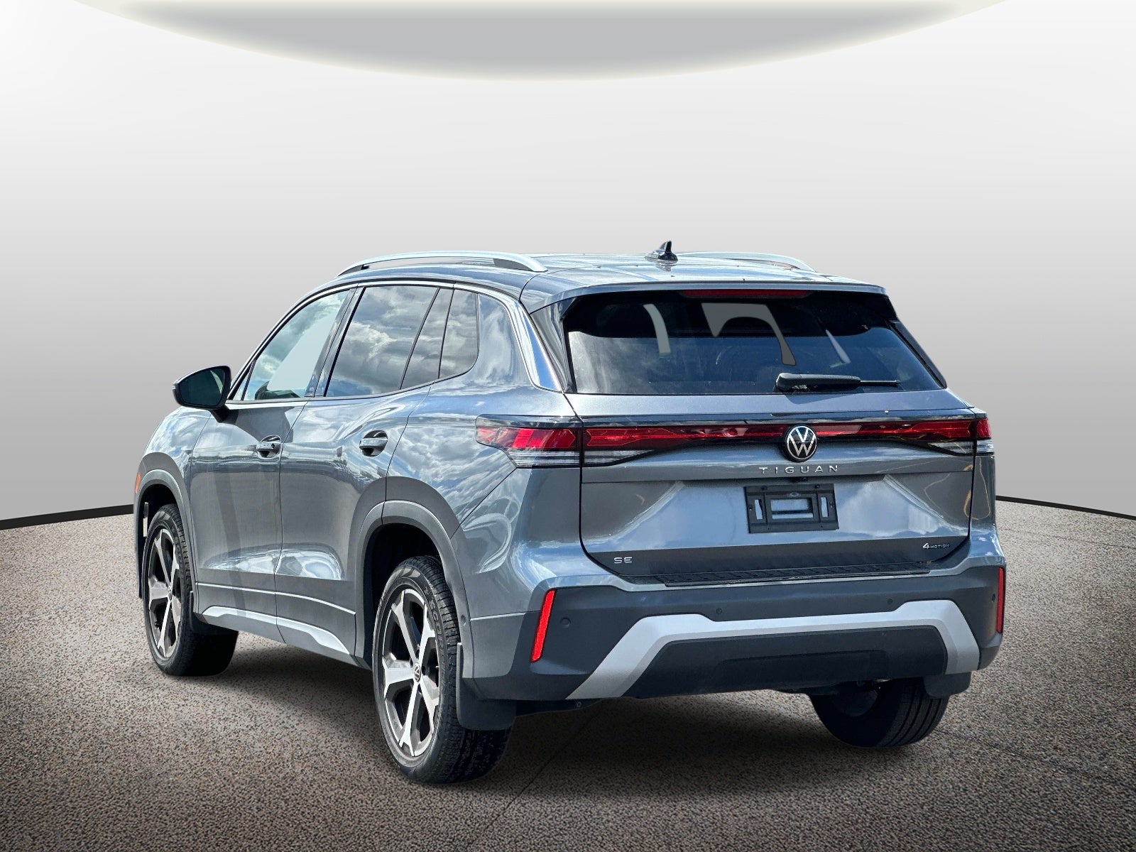 2025 Volkswagen Tiguan 2.0T SE 4MOTION