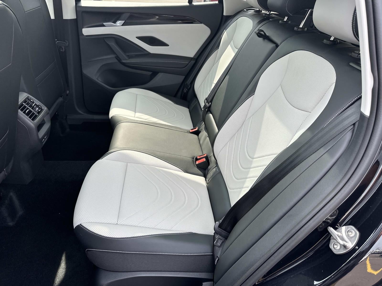 2026 Volkswagen Tiguan SE 4MOTION