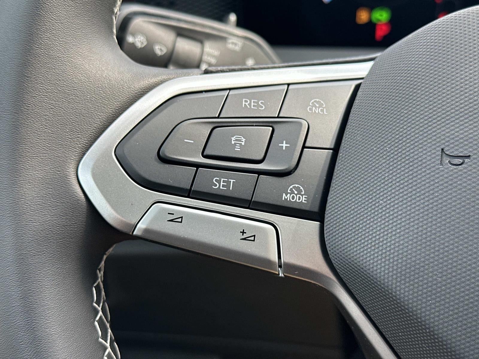 2026 Volkswagen Tiguan SE 4MOTION