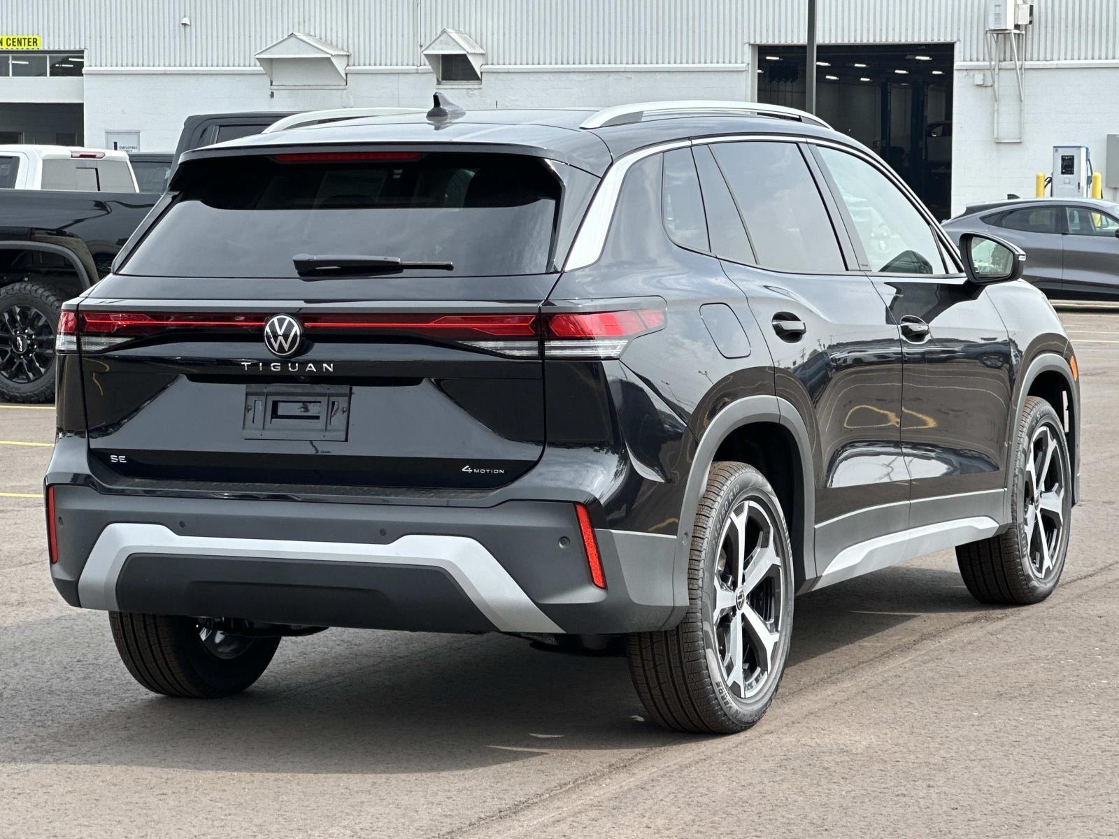 2026 Volkswagen Tiguan SE 4MOTION