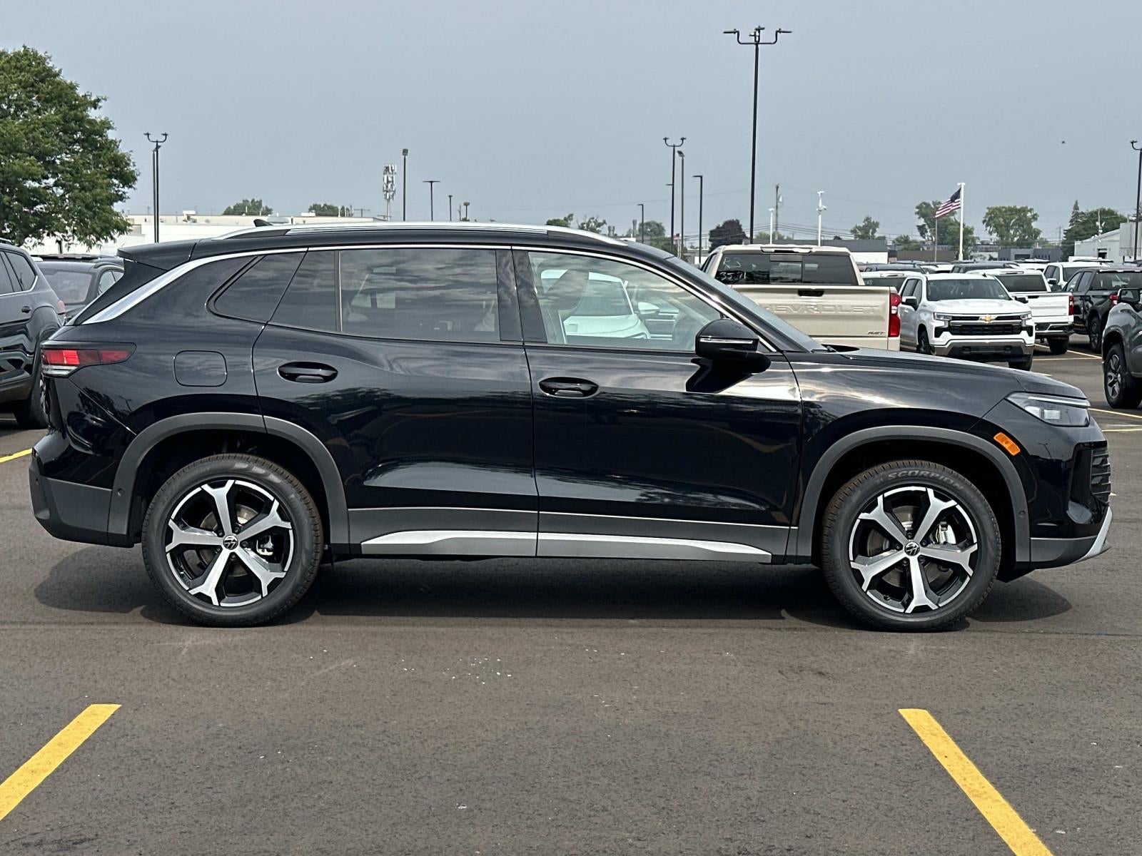 2026 Volkswagen Tiguan SE 4MOTION